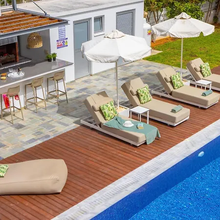 Villa Heaven 3 *